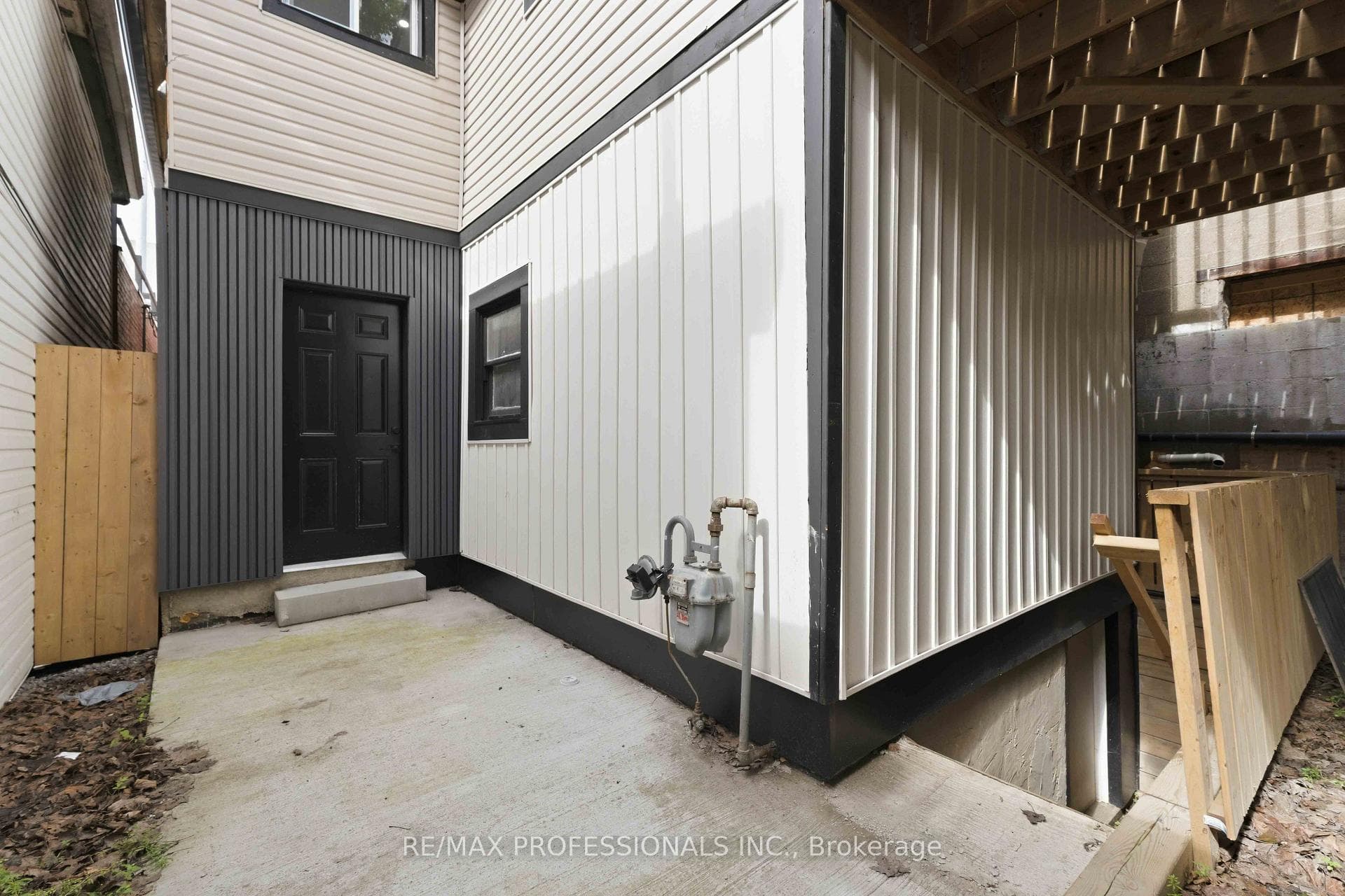 759 Barton Street