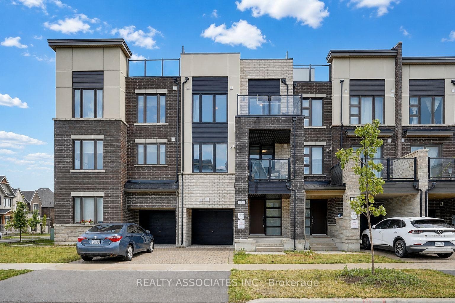 4 Gilbert Wright Avenue