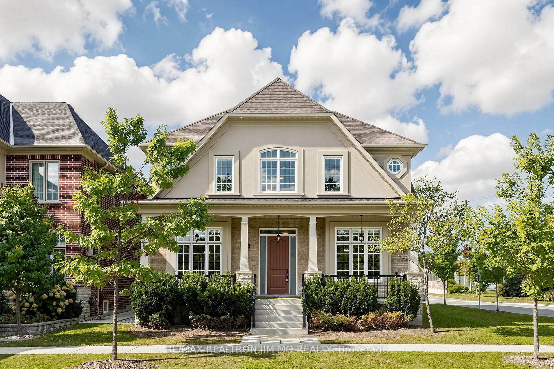 18 Tralee Court