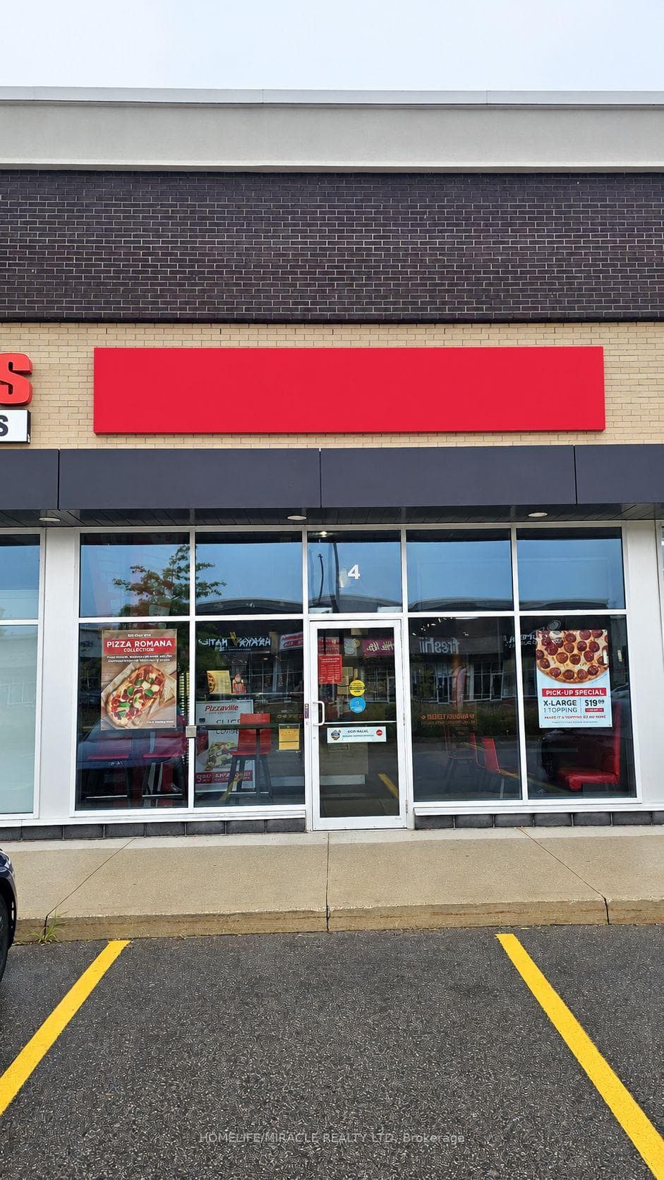1476 Dundas Street