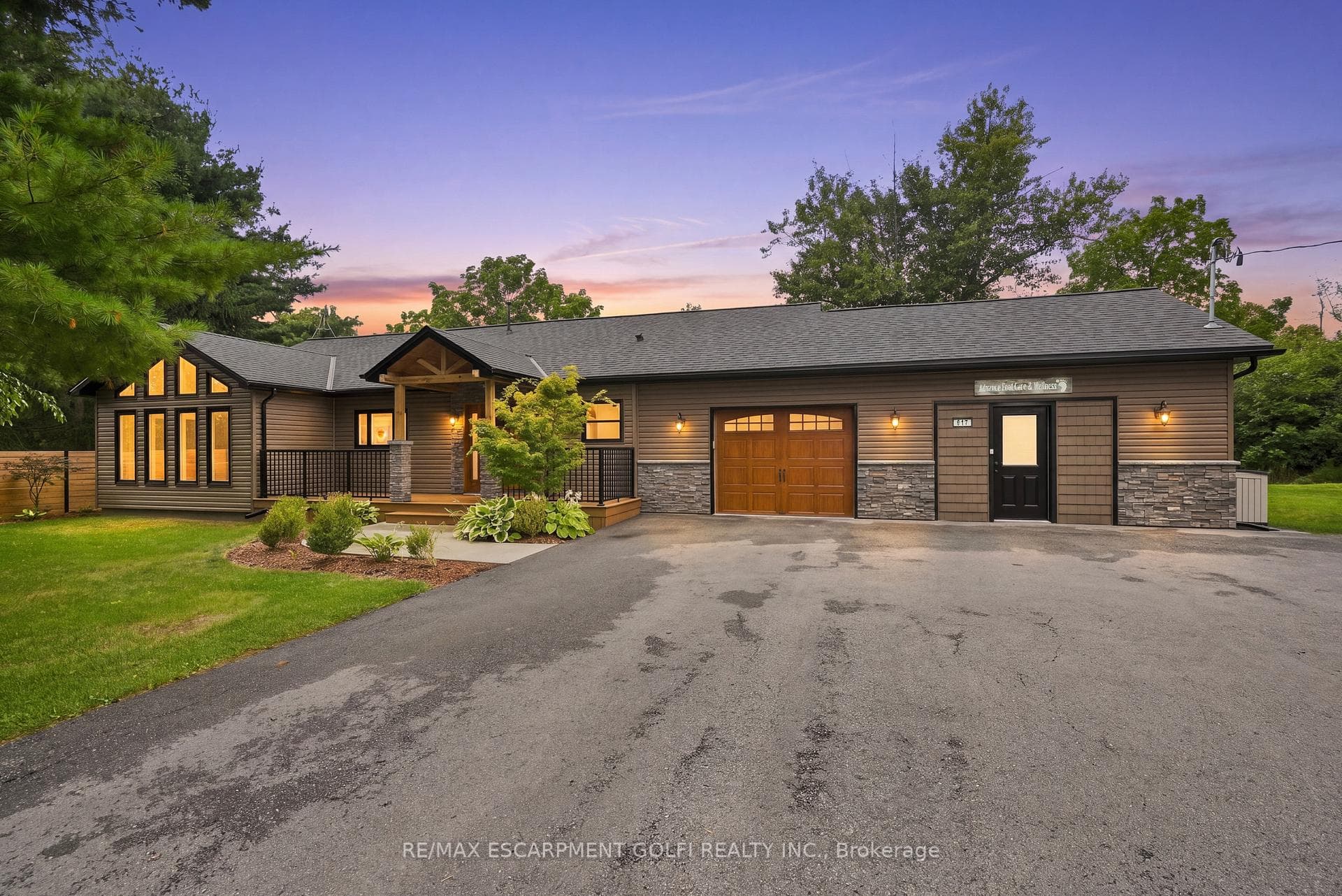 617 Chapin Parkway