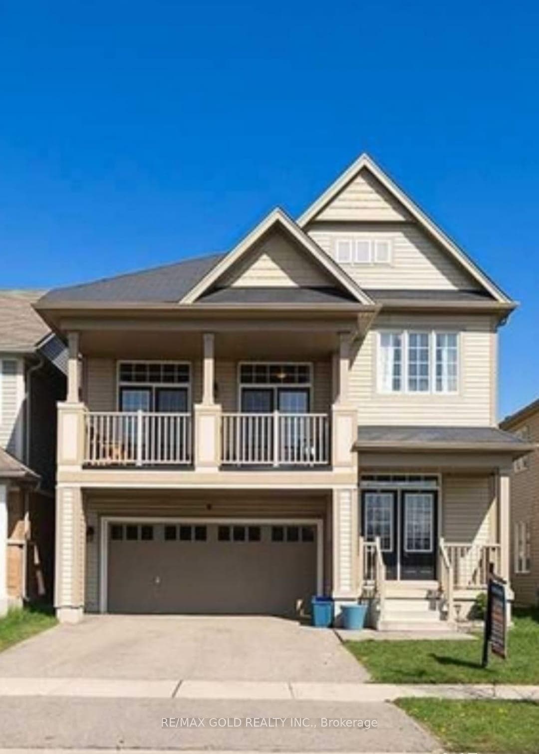 208 English Lane