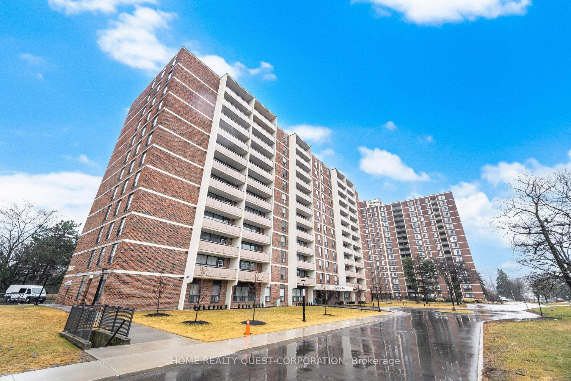3120 Kirwin Avenue Unit 605