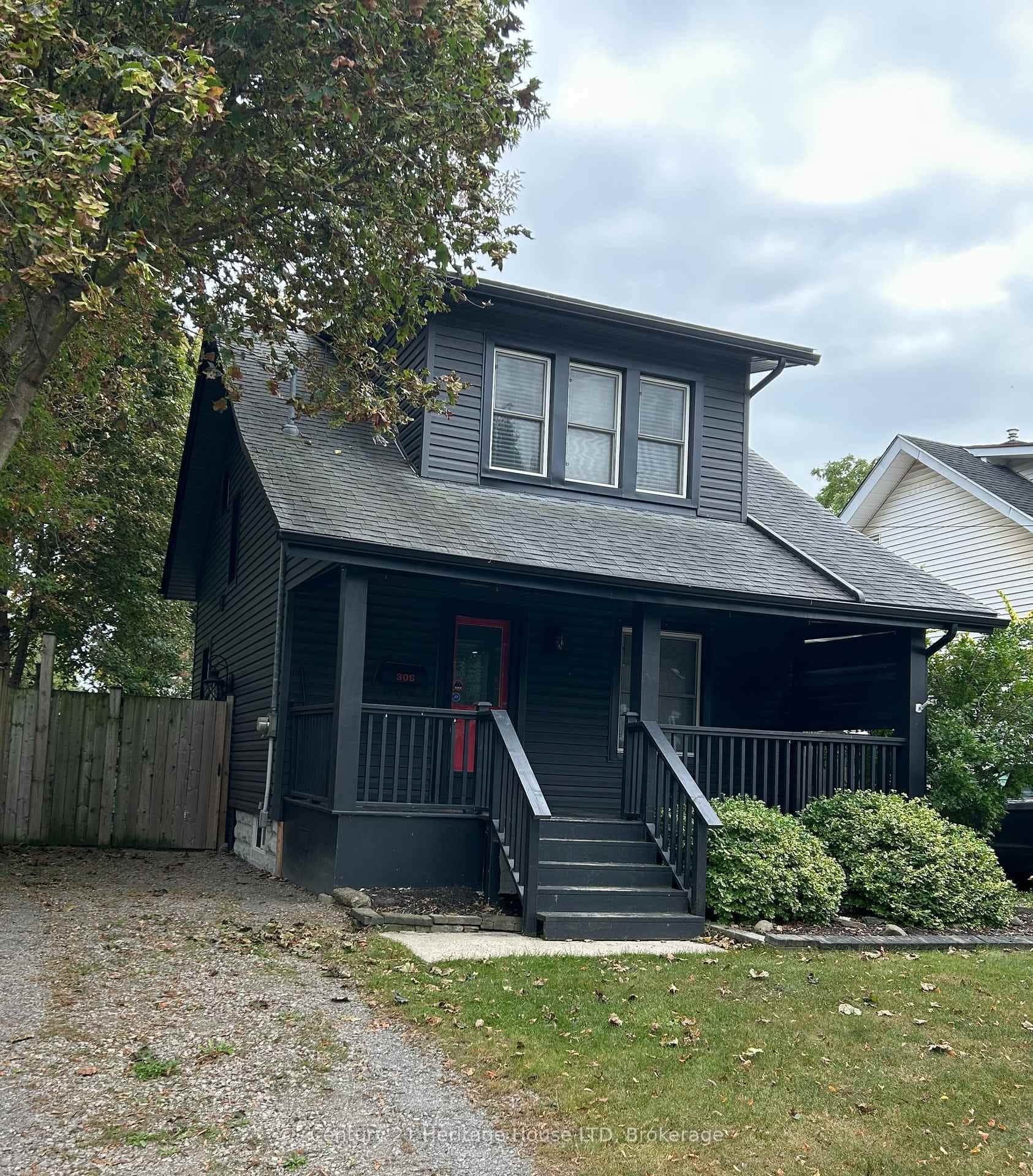 305 Phipps Street