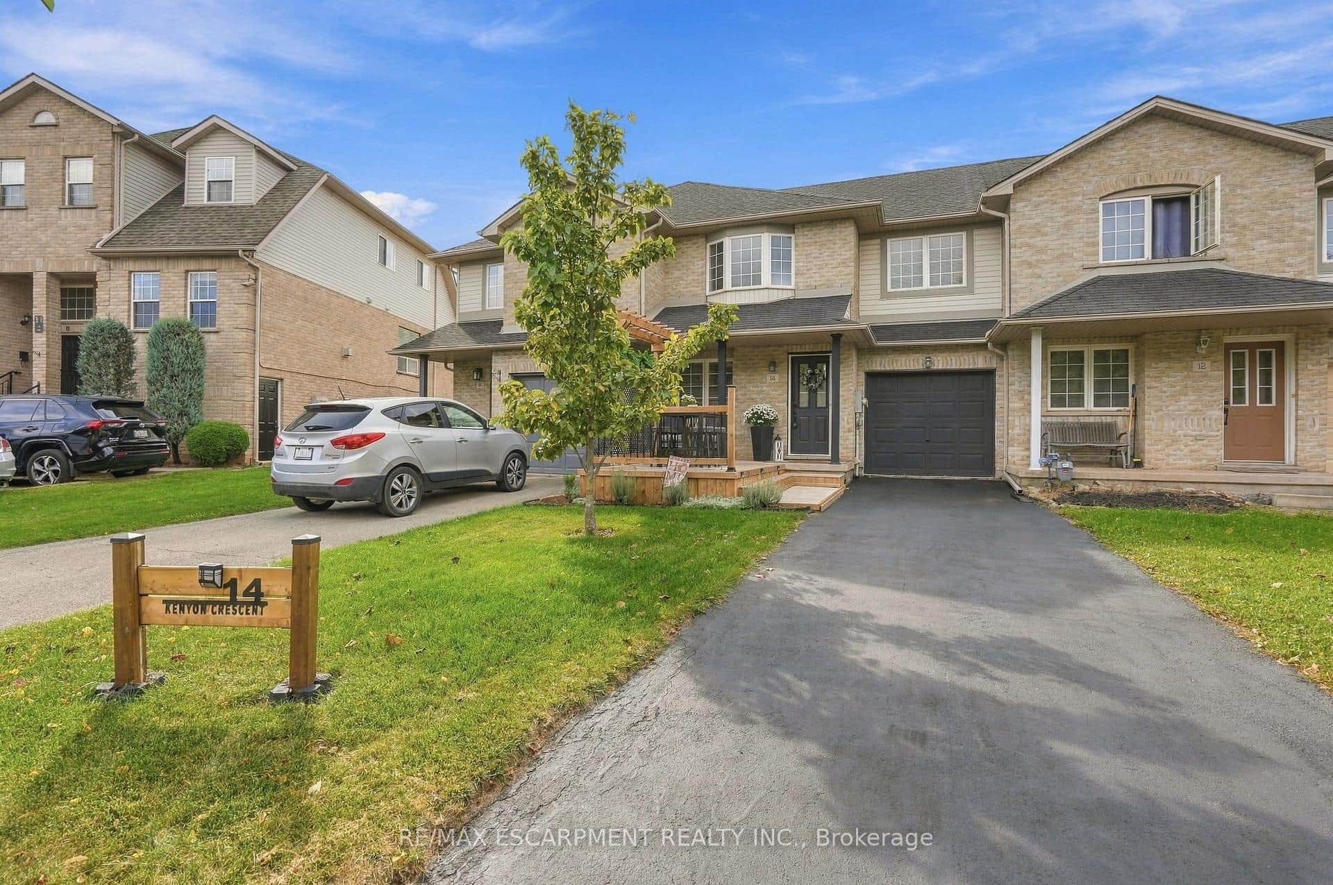 14 KENYON Crescent