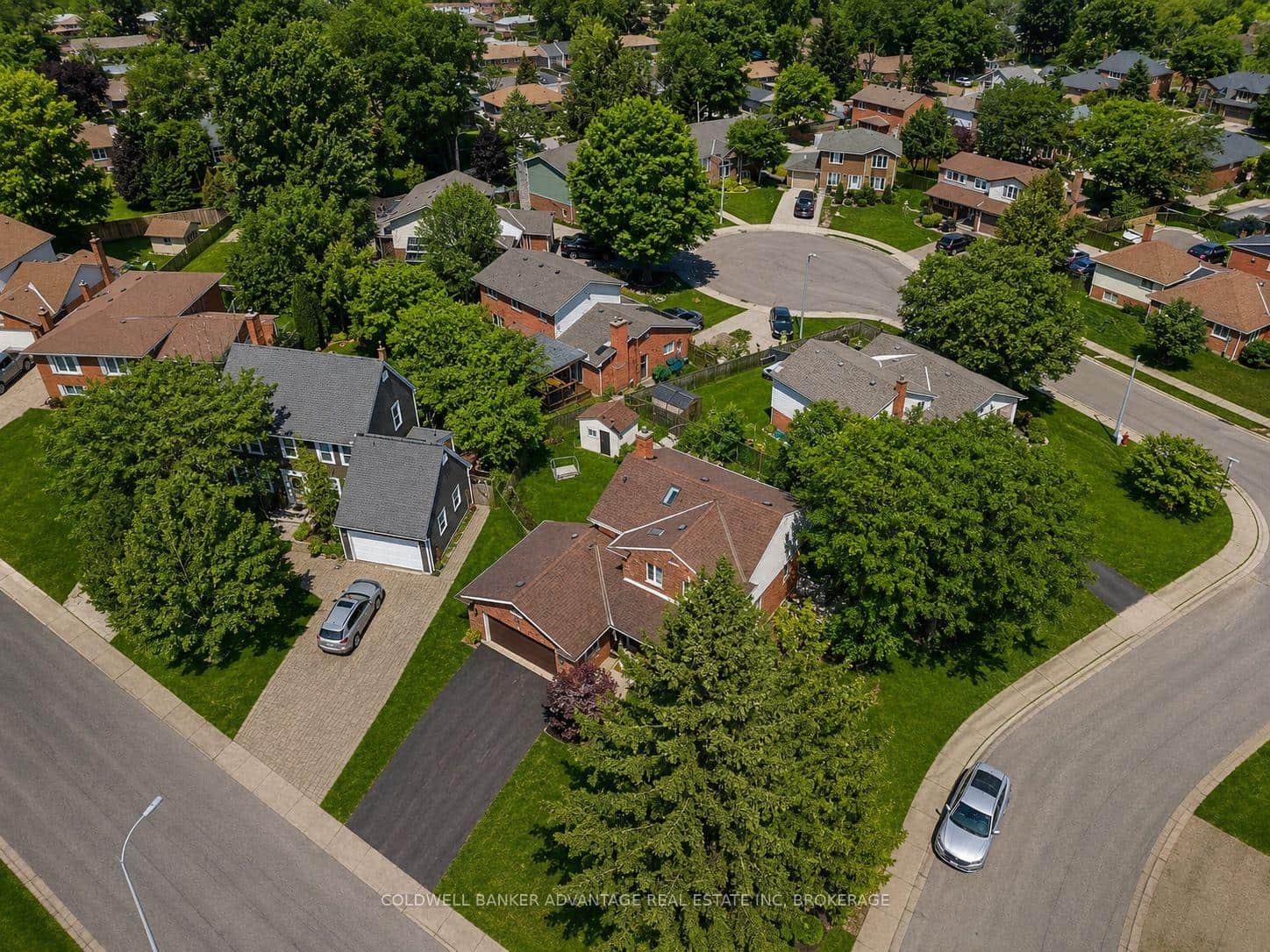 28 Dixon Crescent