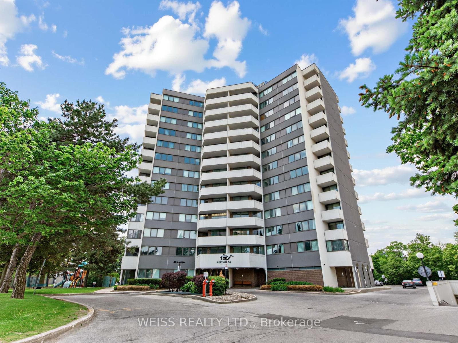 150 Neptune Drive Unit 202