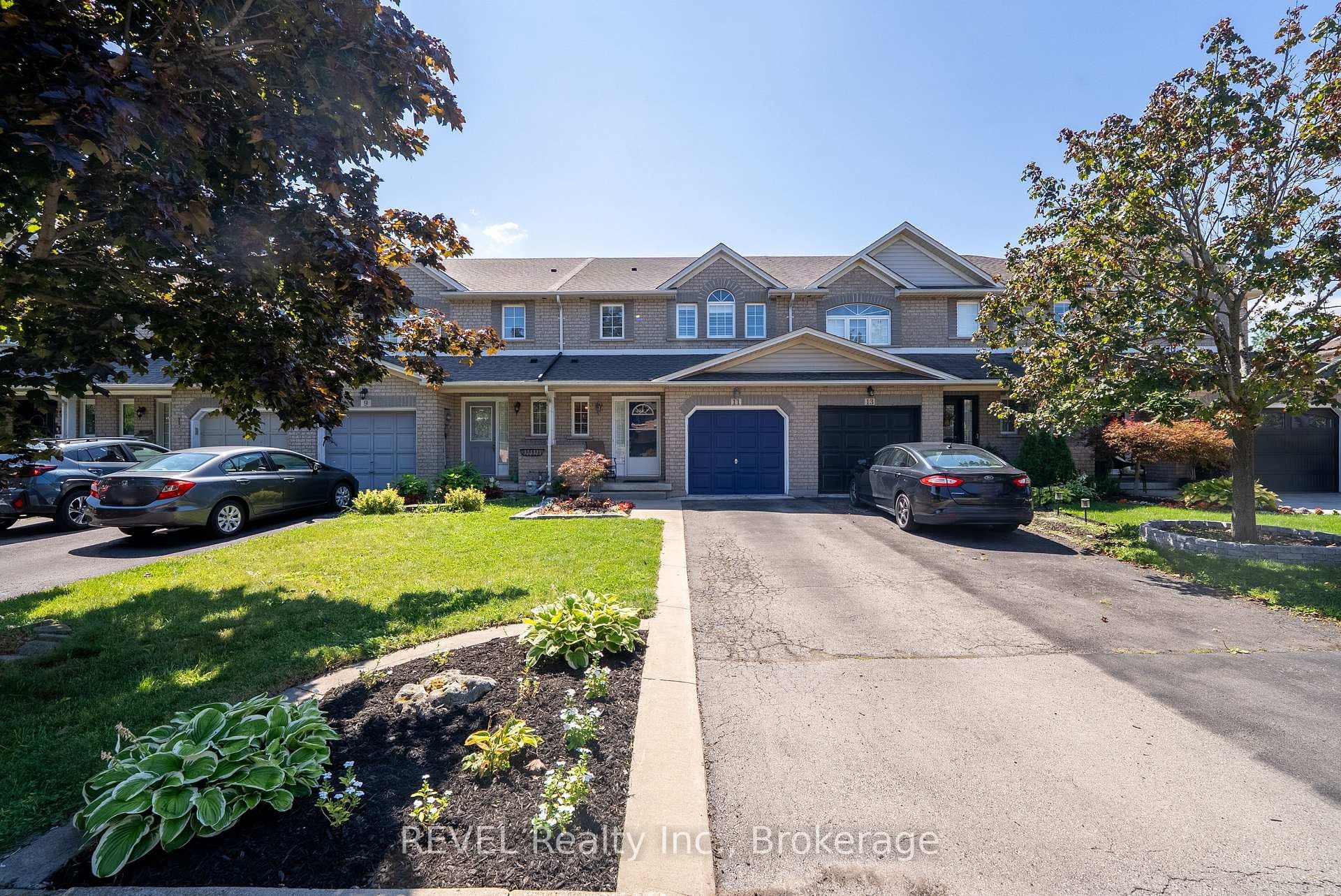 11 Elderberry Avenue