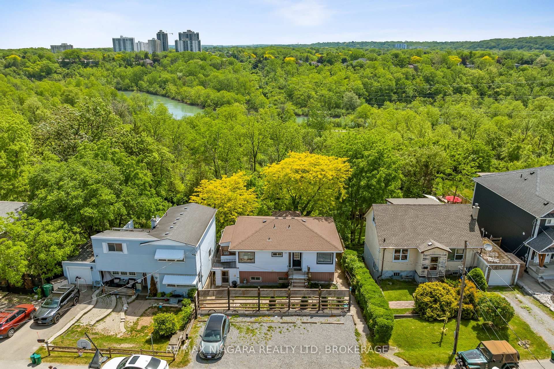 73 Hillview Road