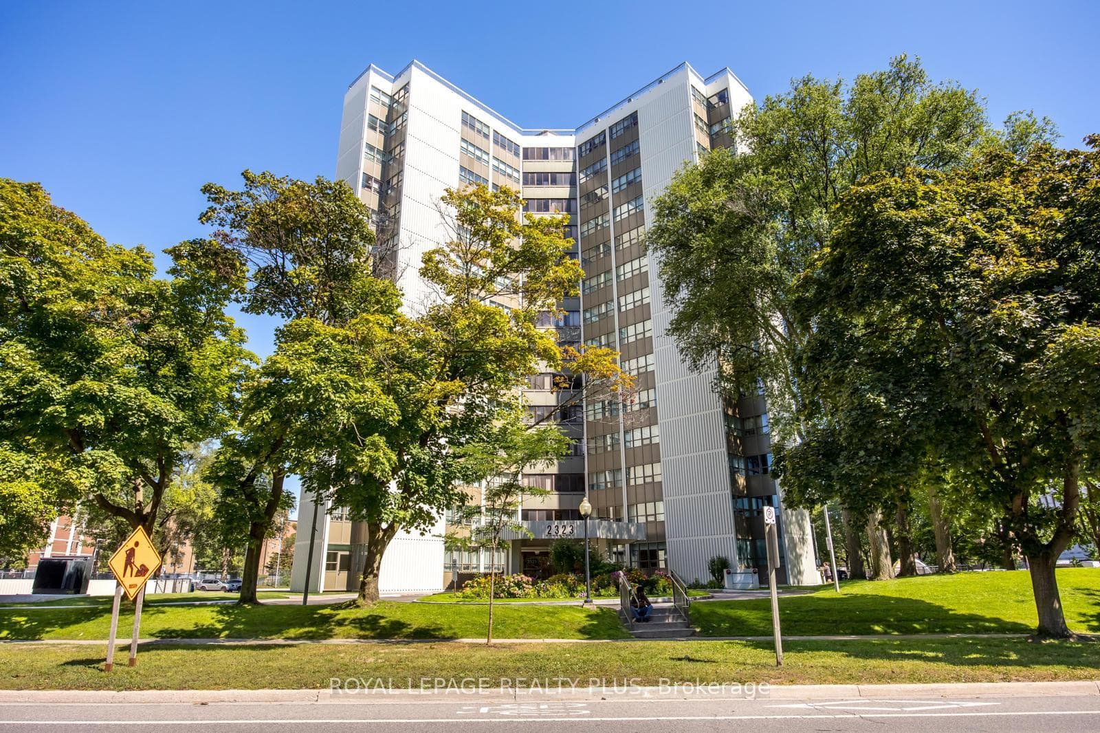 2323 Confederation Parkway Unit 408