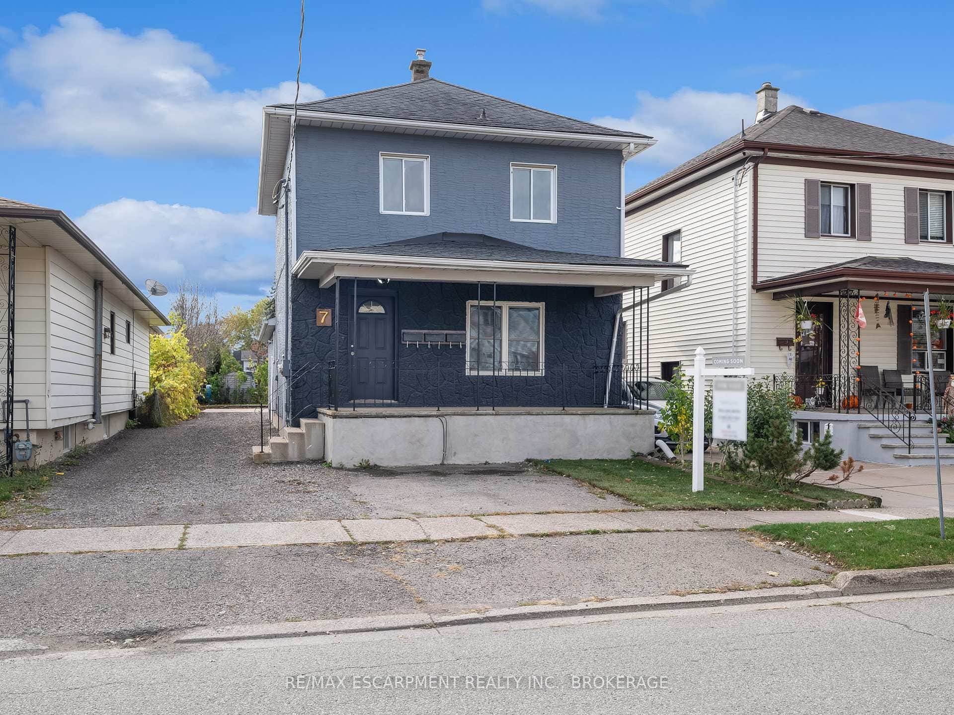 7 MAITLAND Street Unit UPPER