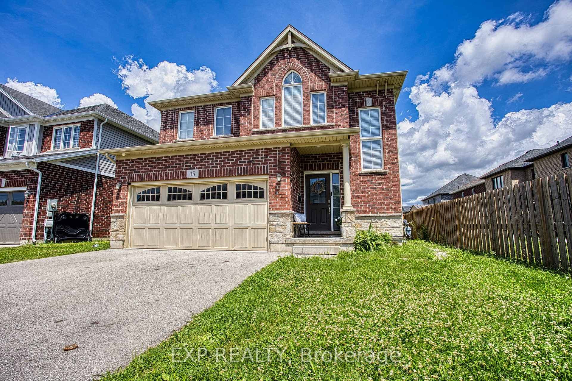 15 Riley Avenue Unit Lower
