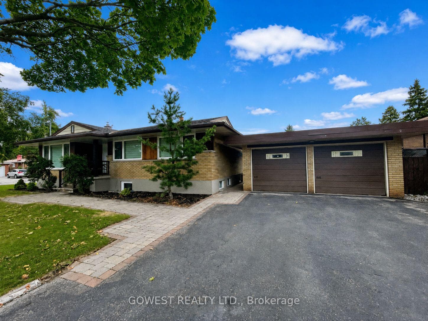 42 Briarwood Crescent Unit Lower