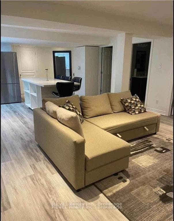 140 Sumner Crescent Unit Basemnt