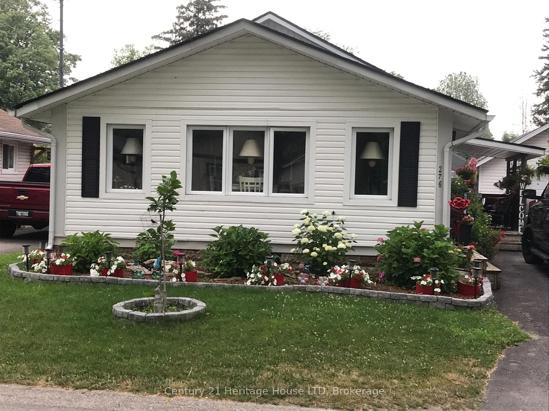 276 Oxford Avenue