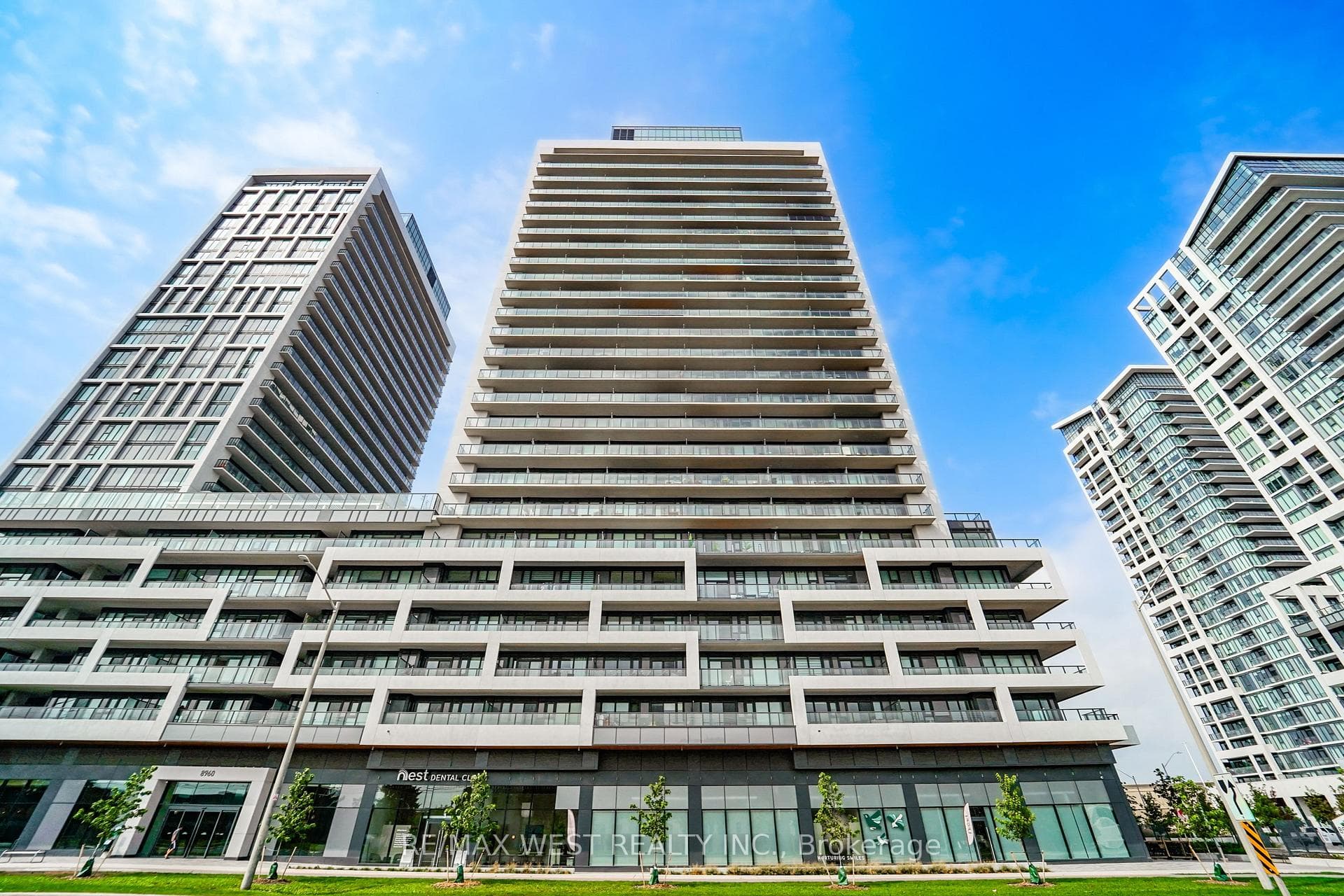 8960 Jane Street Unit 1502