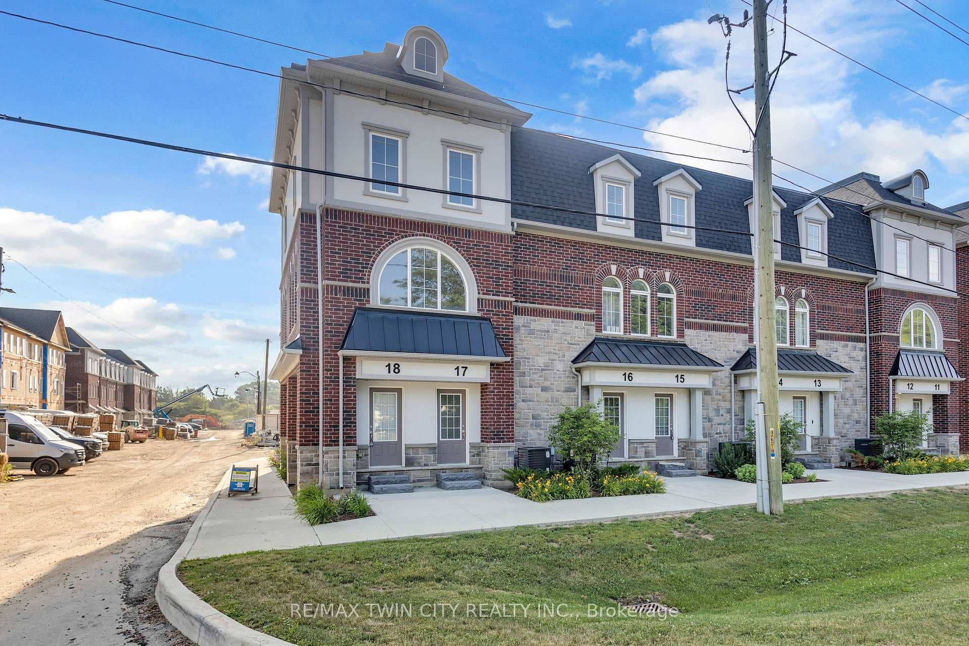 677 Park Road Unit 17
