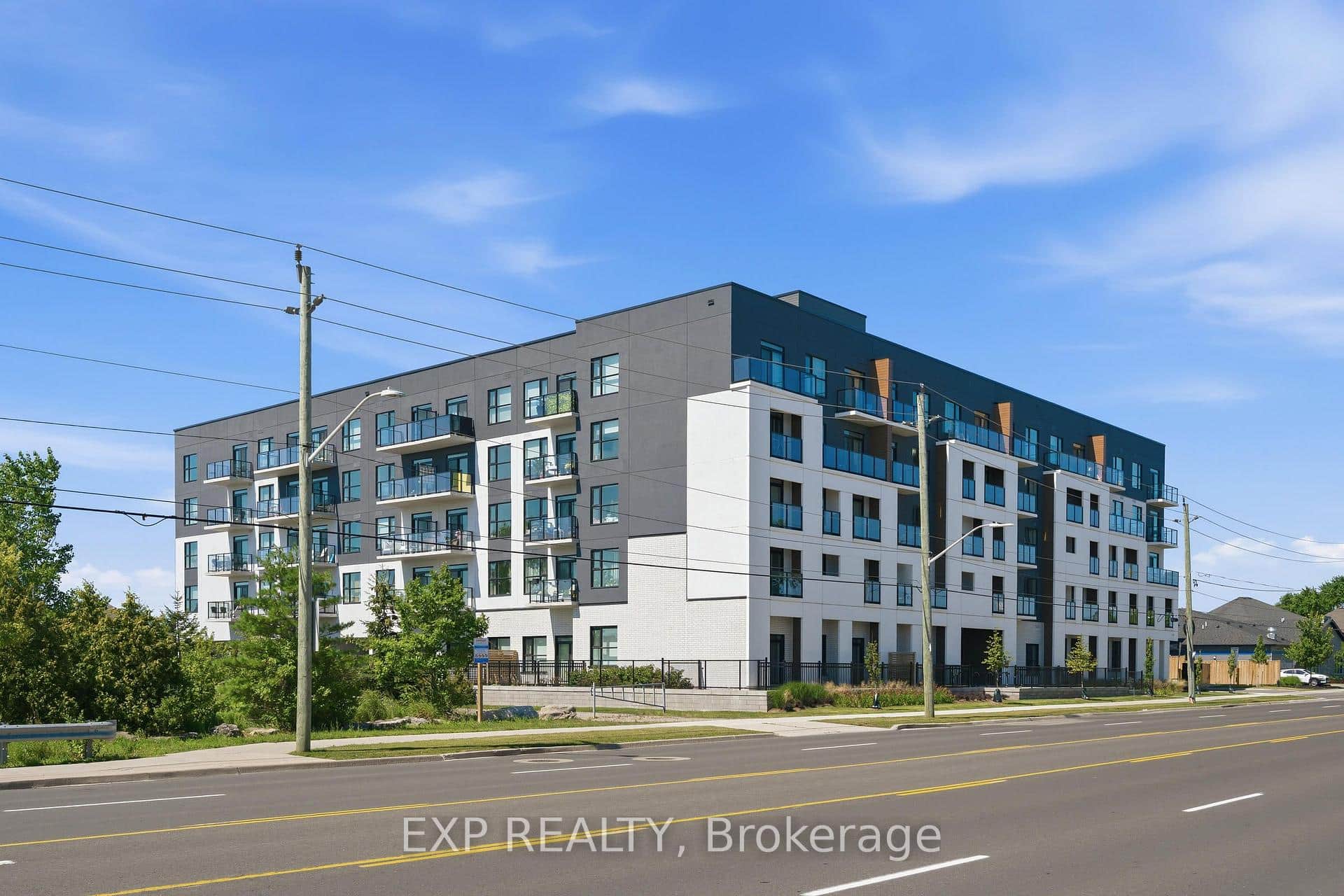 1936 Rymal Road Unit 208