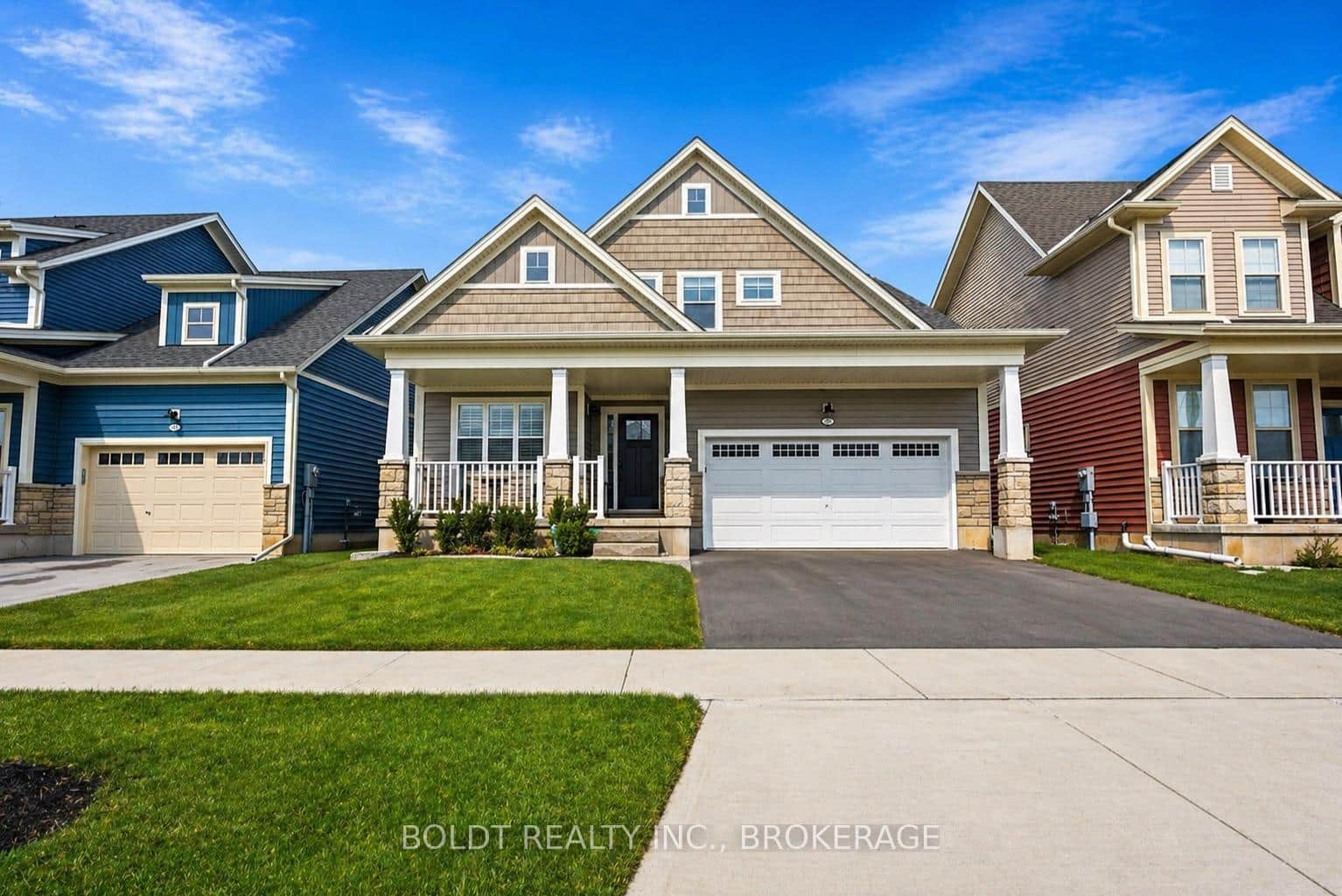 70 Beachwalk Crescent