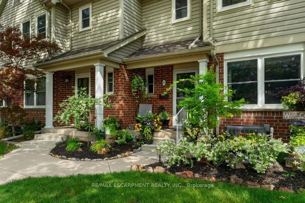 55 Kerman Avenue Unit 55
