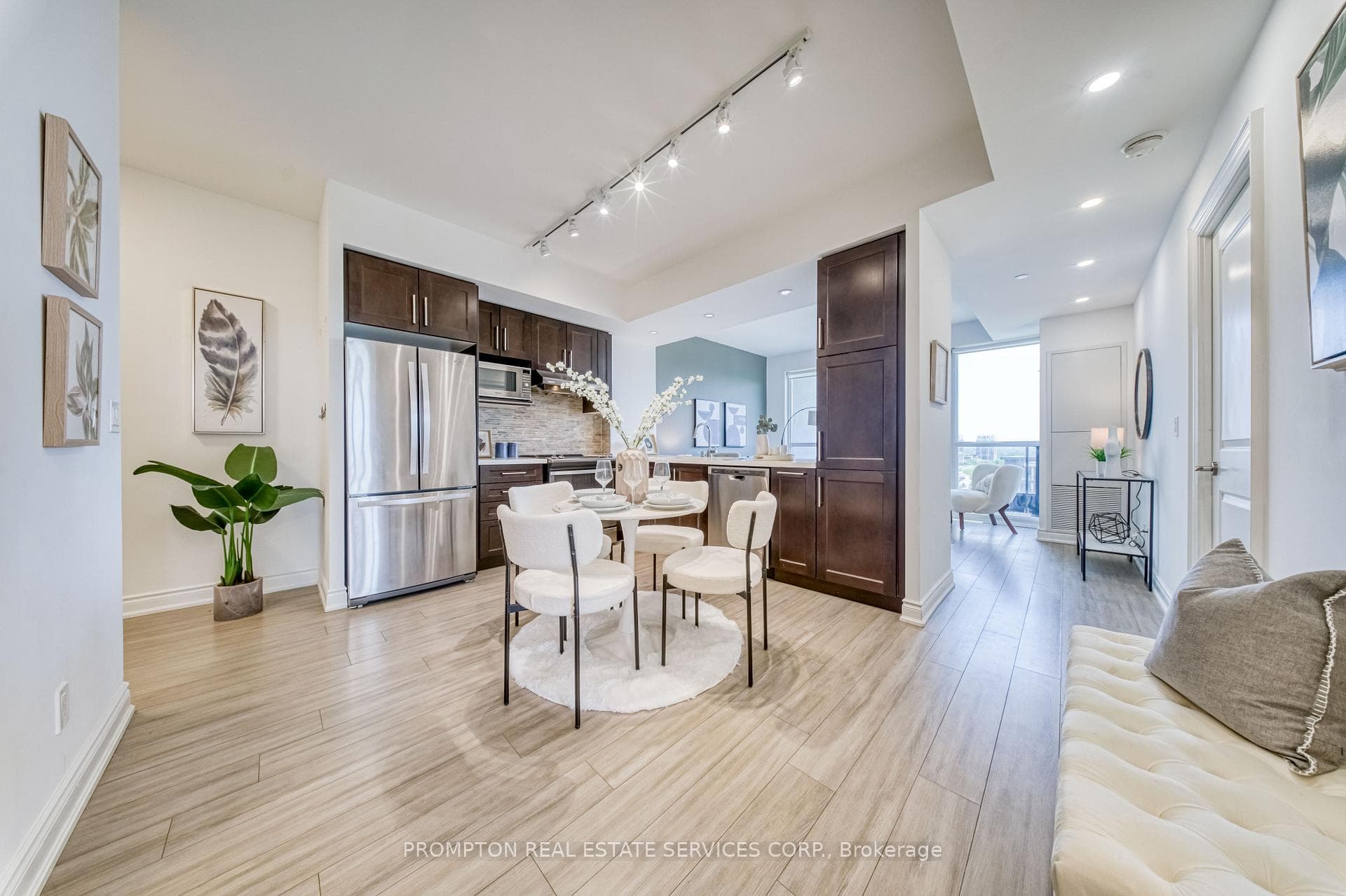 38 Cedarland Drive Unit 1208
