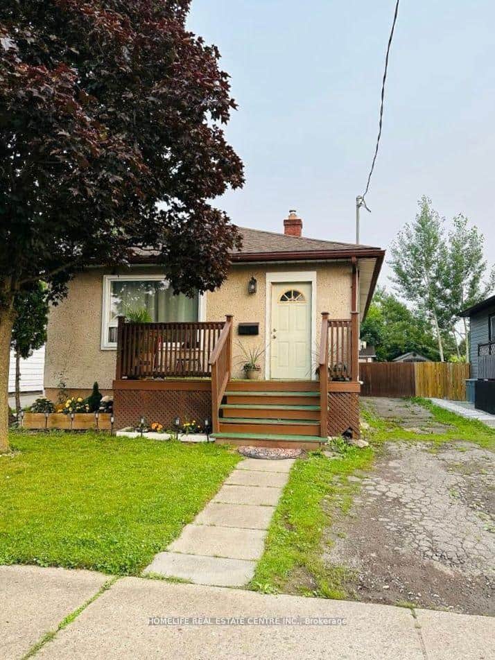 10 Parkwood Drive