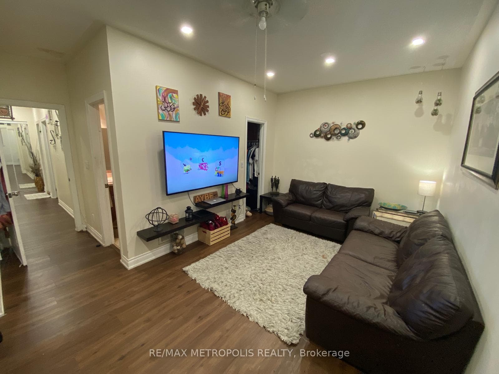 2352 Middlefield Road Unit 205