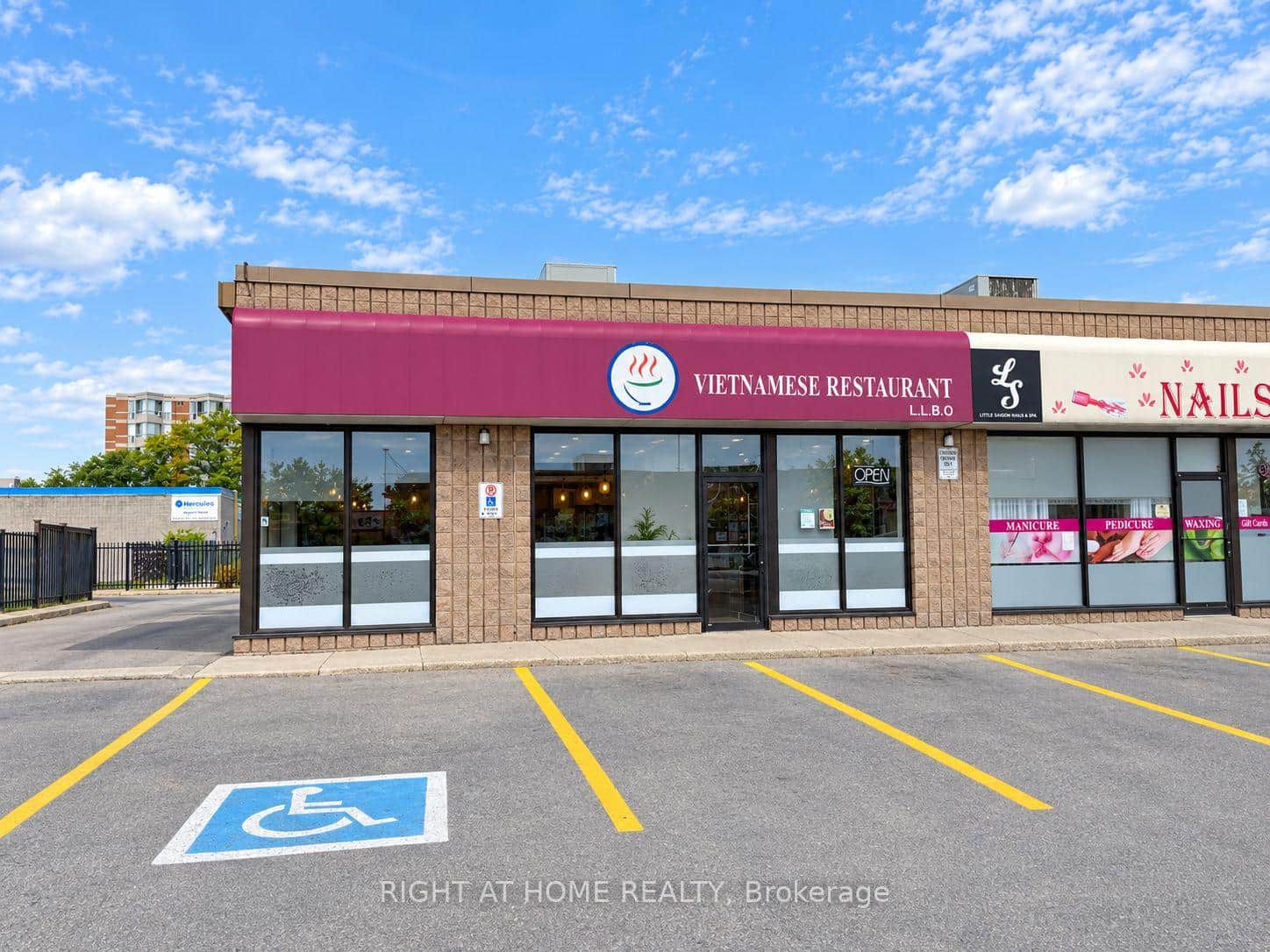 66 Mall Road Unit 4
