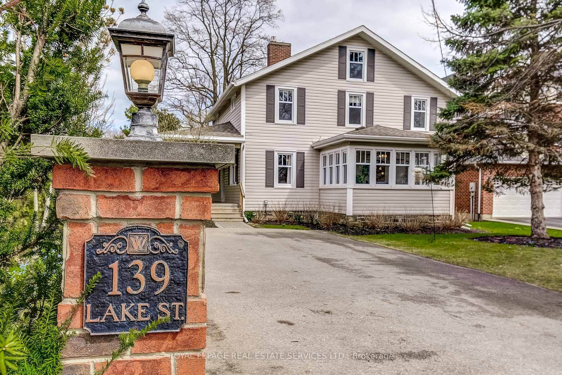 139 Lake Street