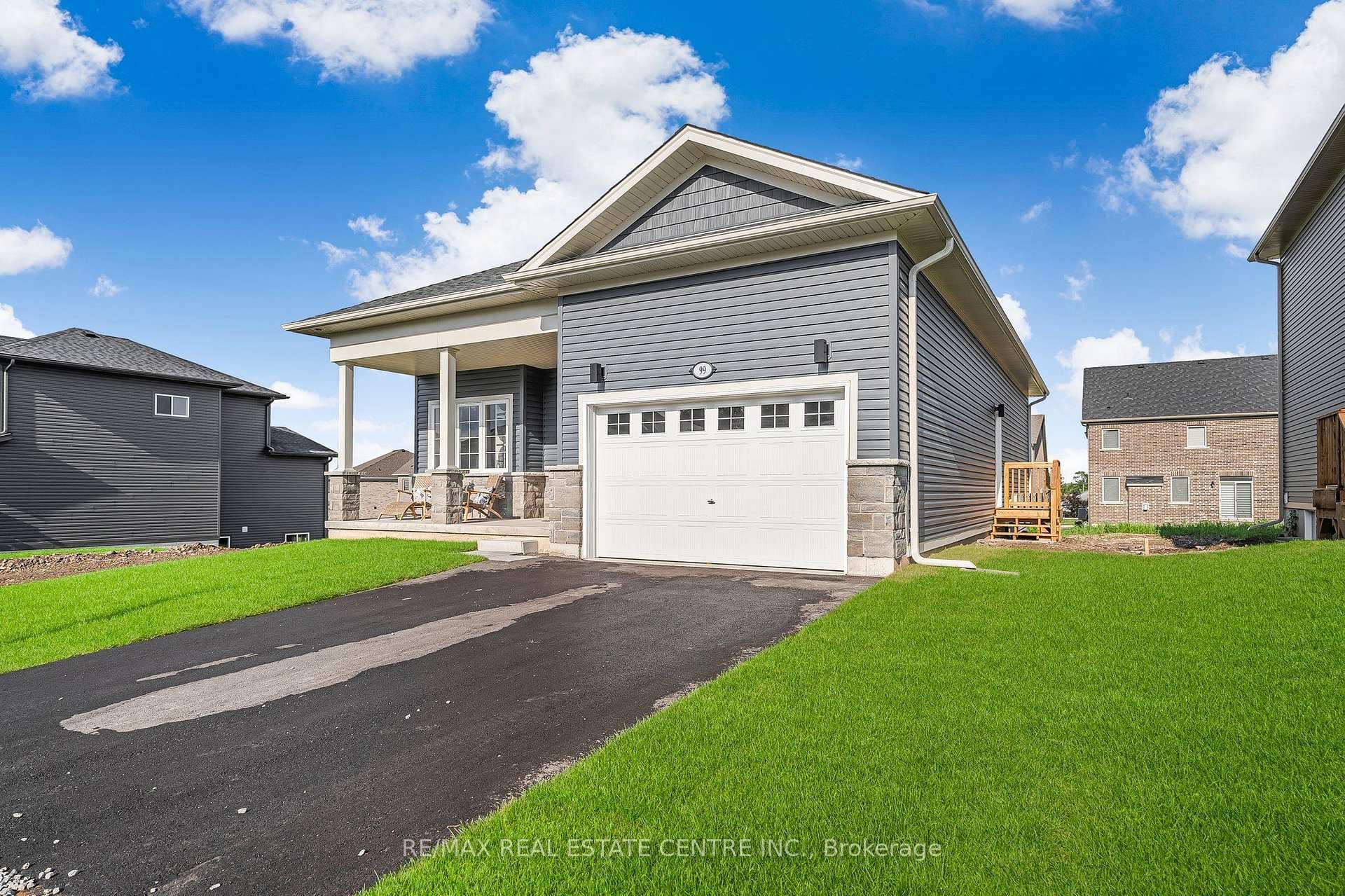 99 Hillcrest Road