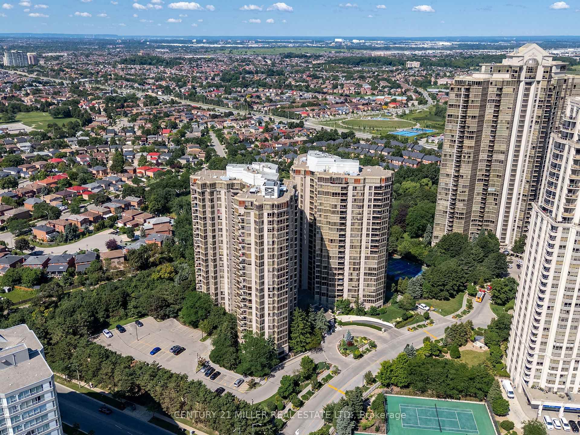 55 Kingsbridge Garden Circle Unit 909