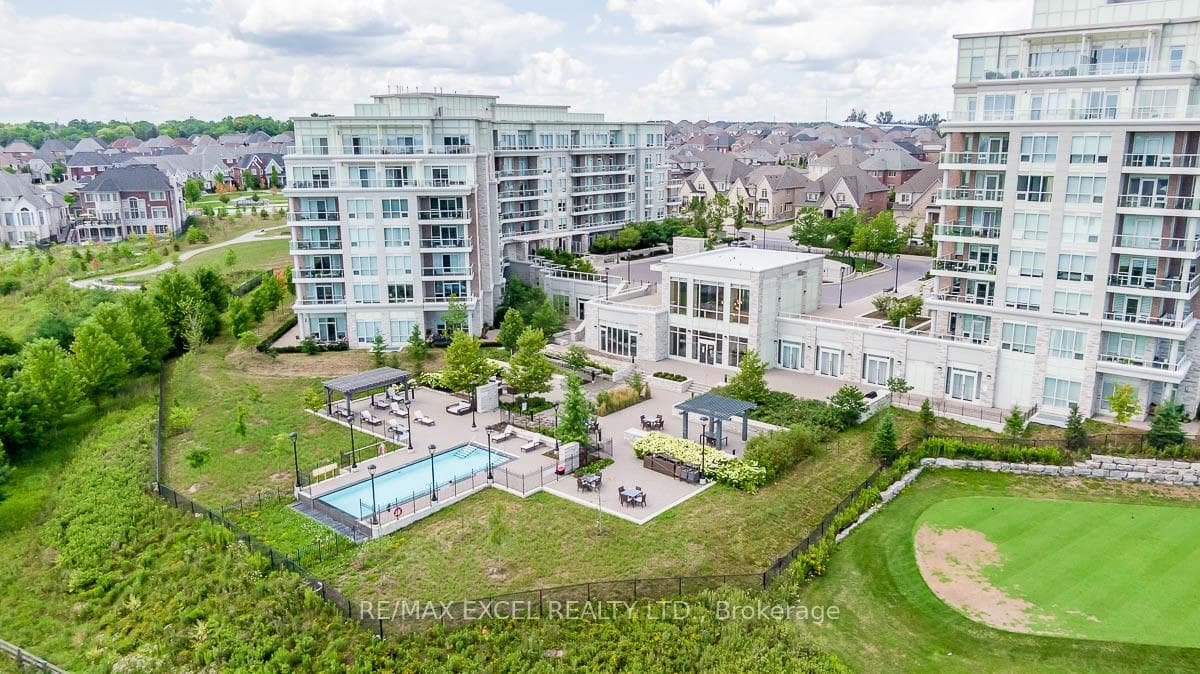 9 Stollery Pond Crescent Unit 208