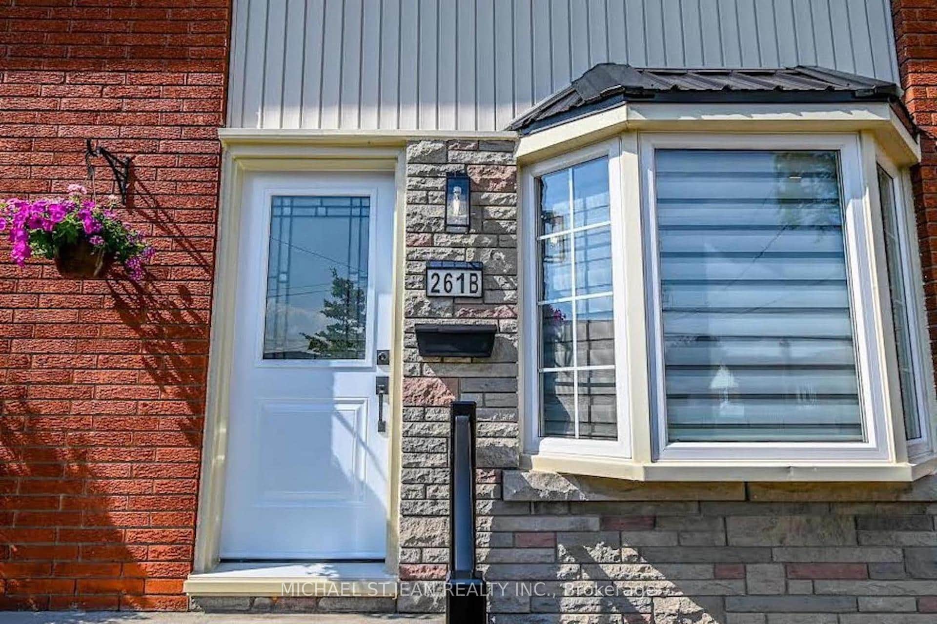 261B Scott Street Unit B