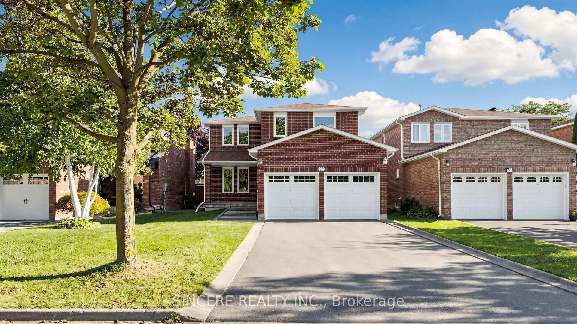 25 Ridgefield Crescent