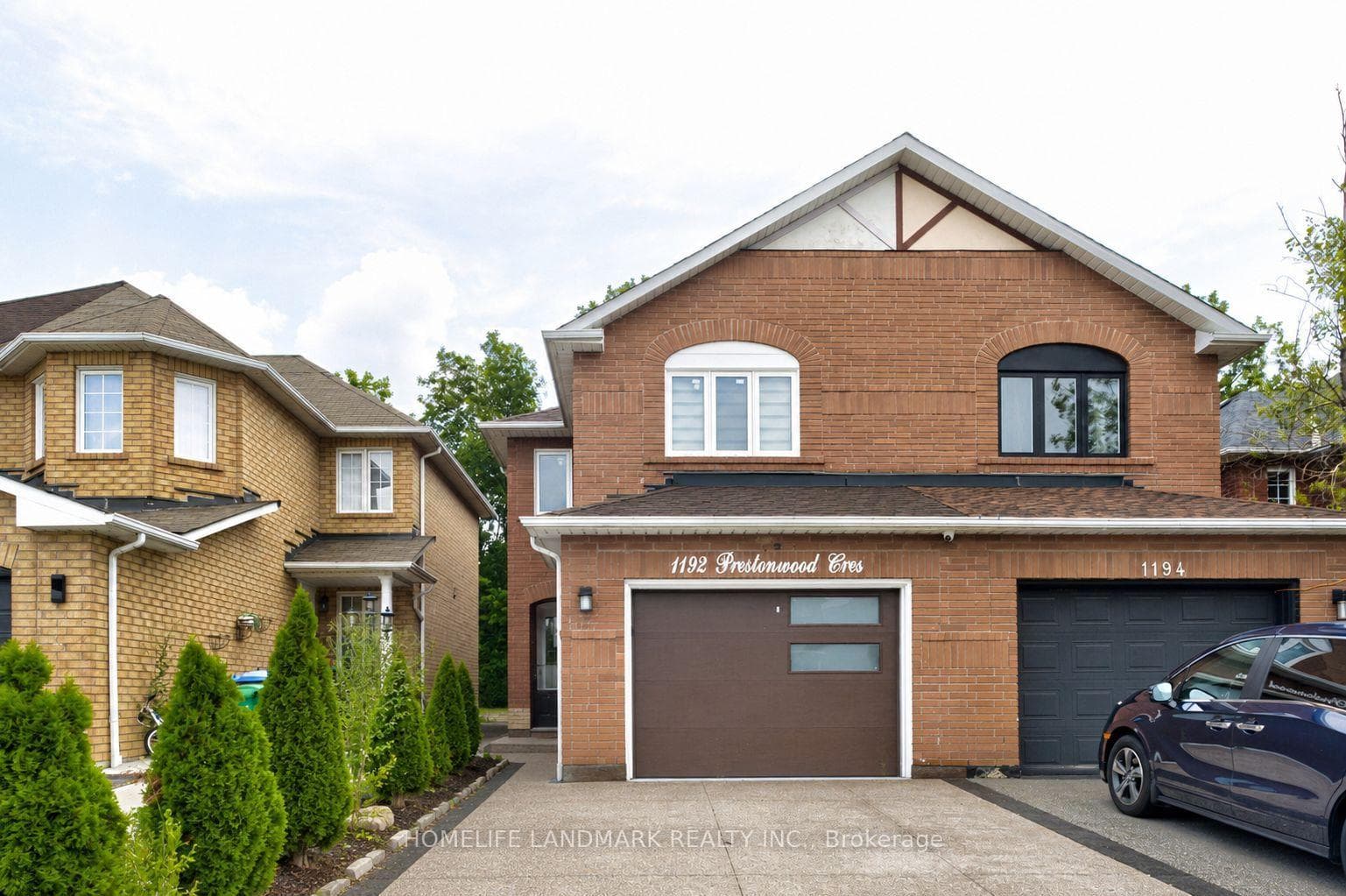1192 Prestonwood Crescent