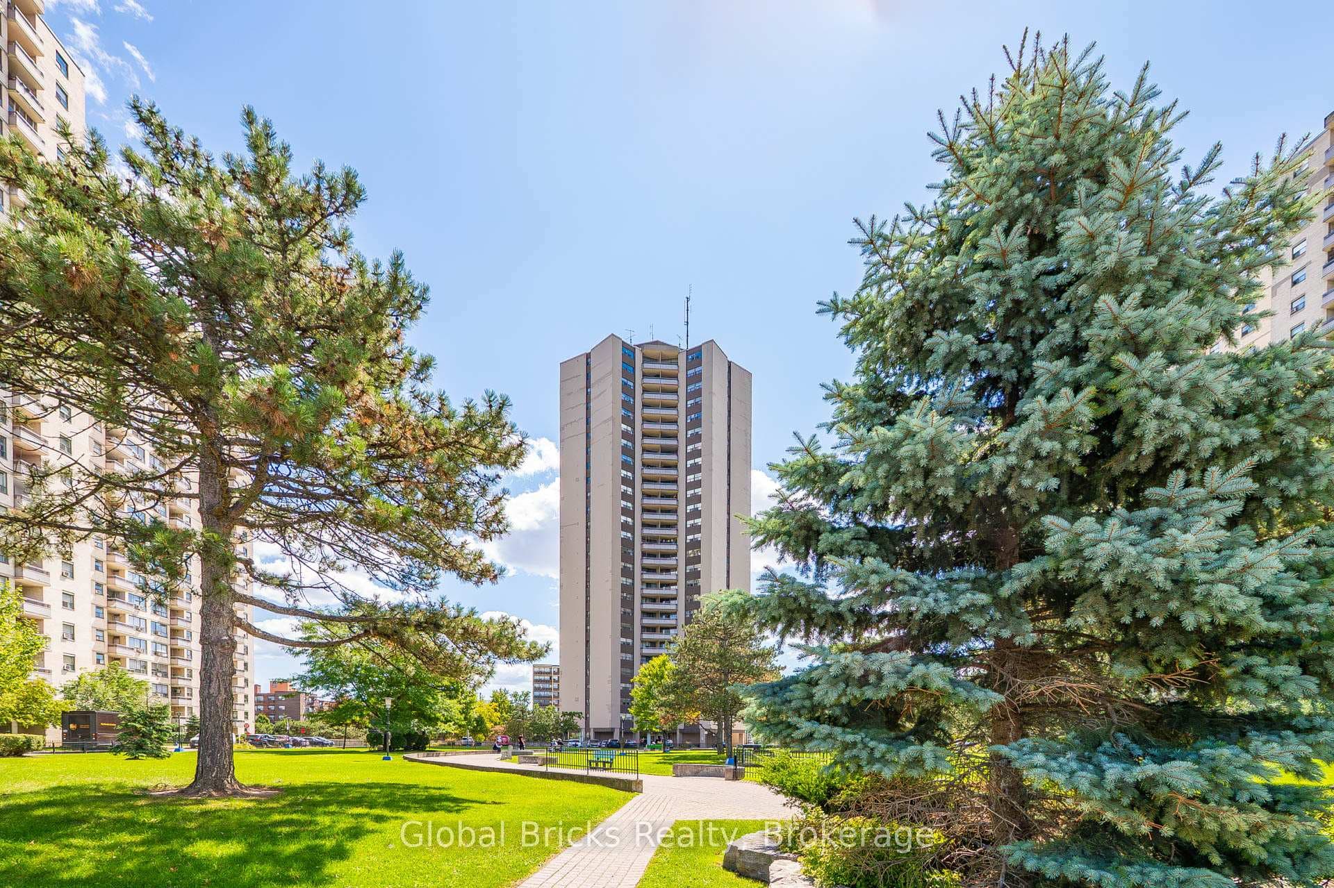 380 Dixon Road Unit 1904