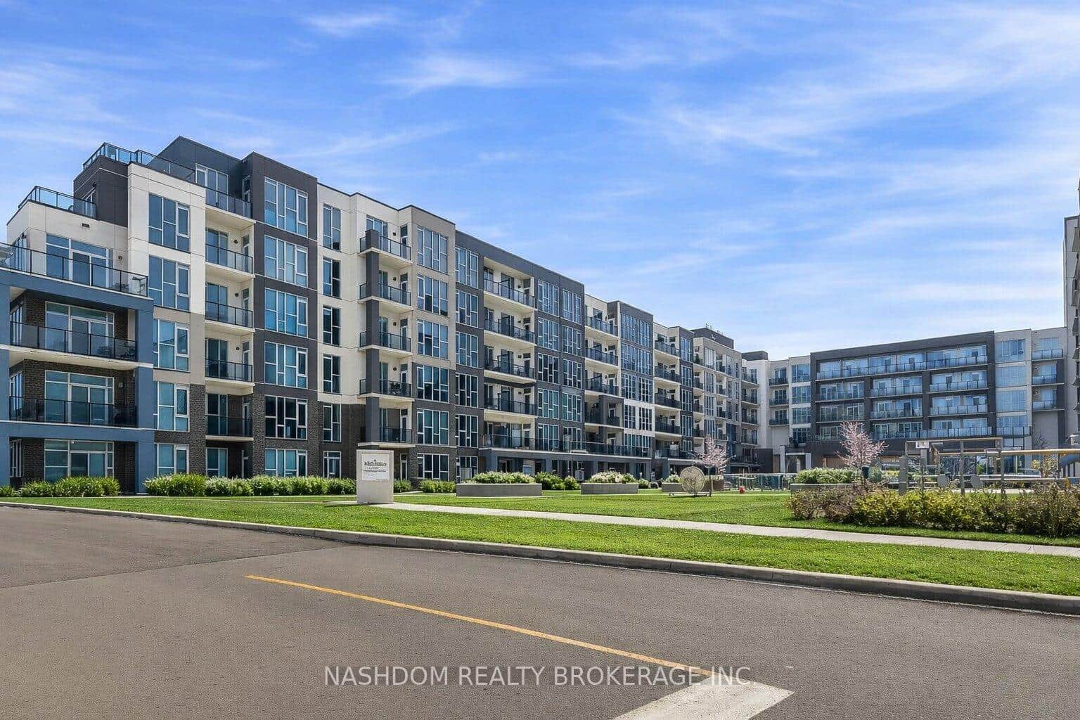 16 Concord Place Unit 516