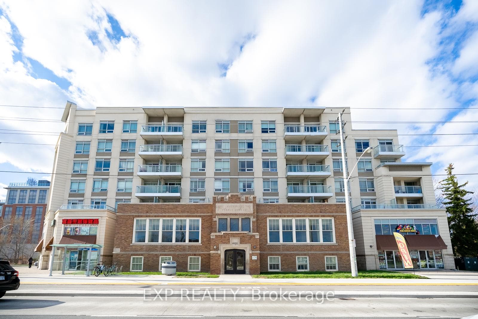 4600 Steeles Avenue Unit 519