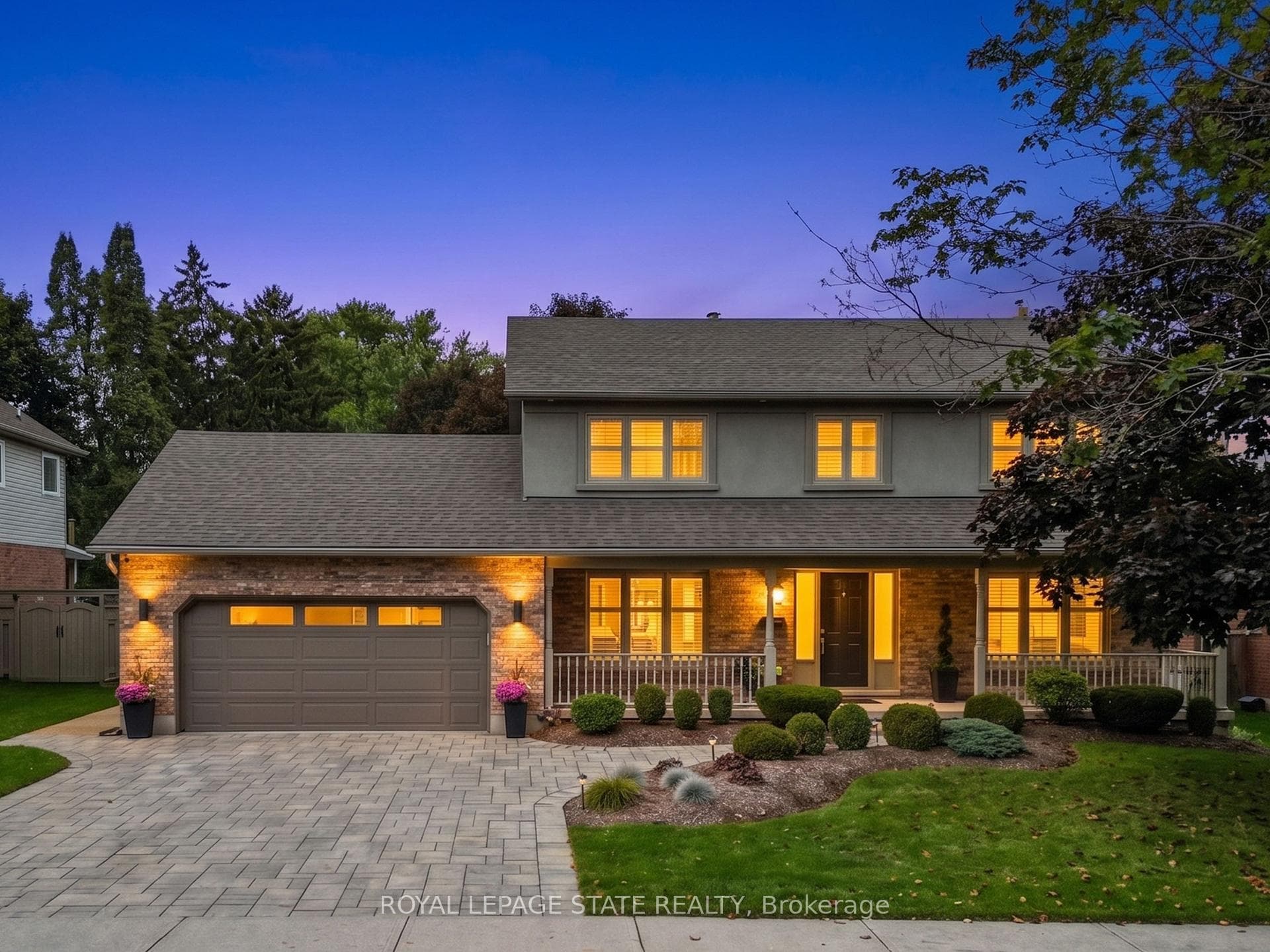 86 Hedge Lawn Drive