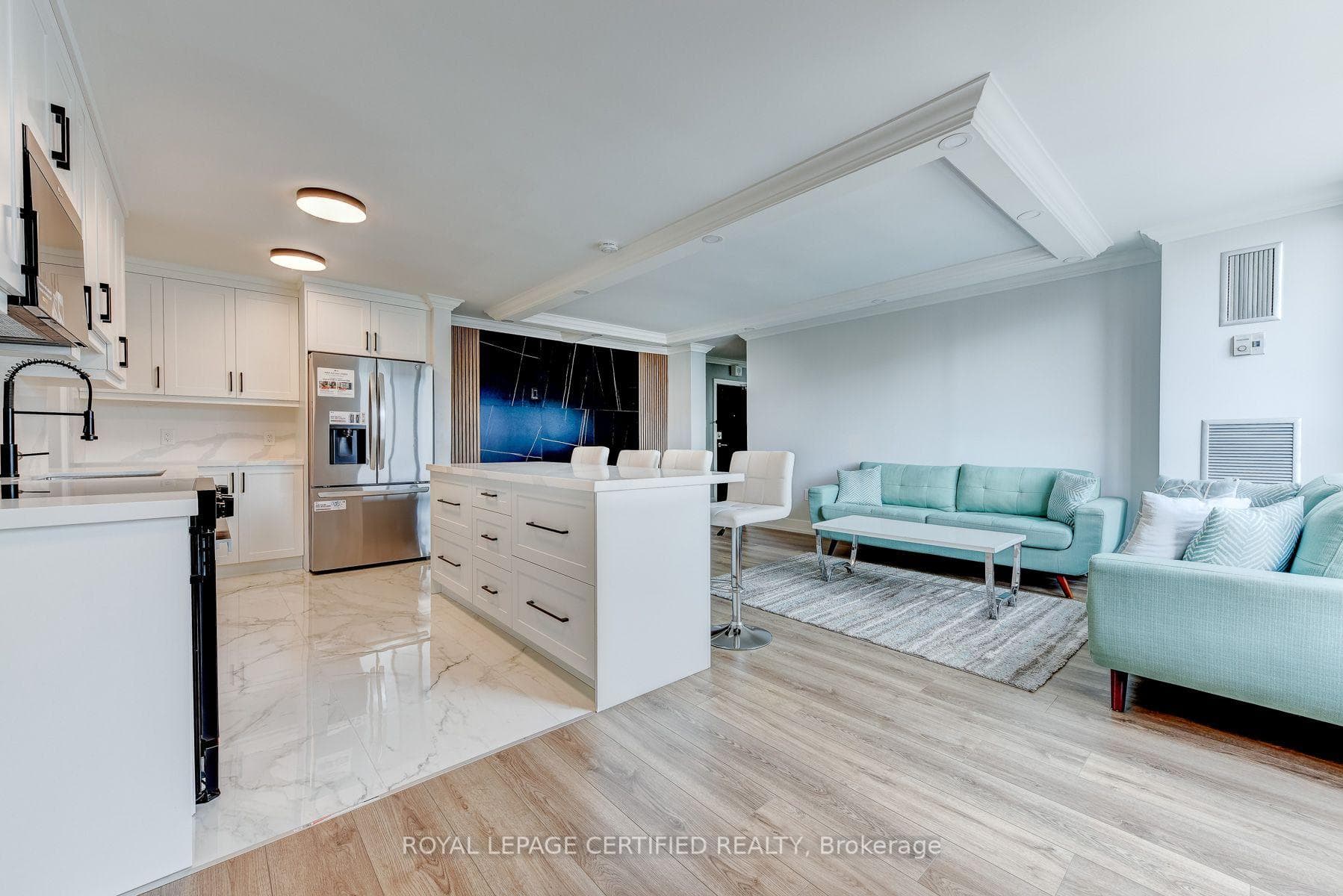 3170 Kirwin Avenue Unit 301