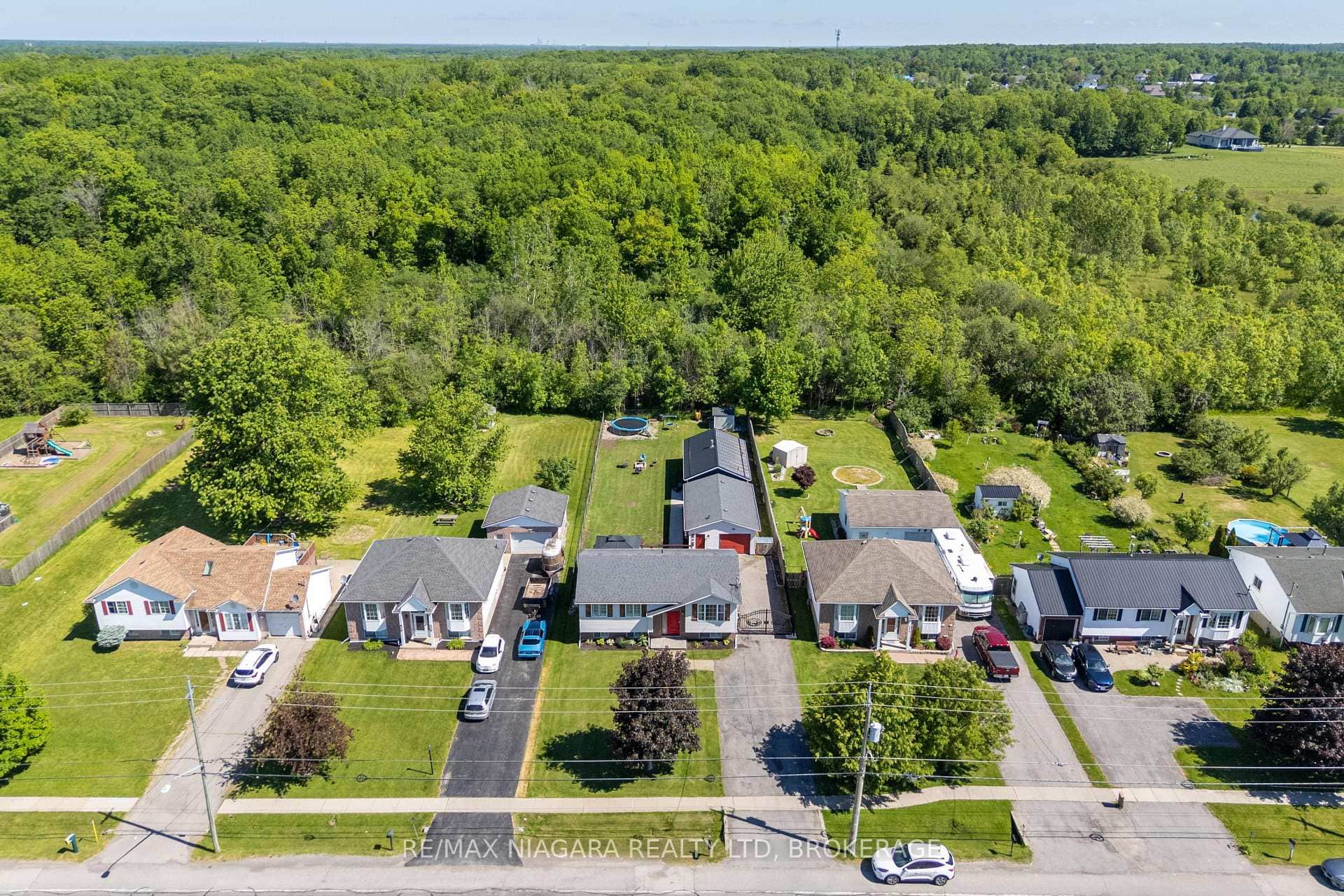 3482 Dominion Road
