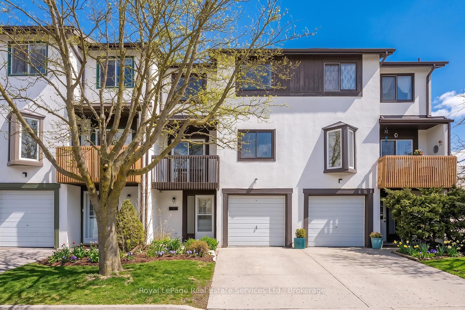 2651 Aquitaine Avenue Unit 24