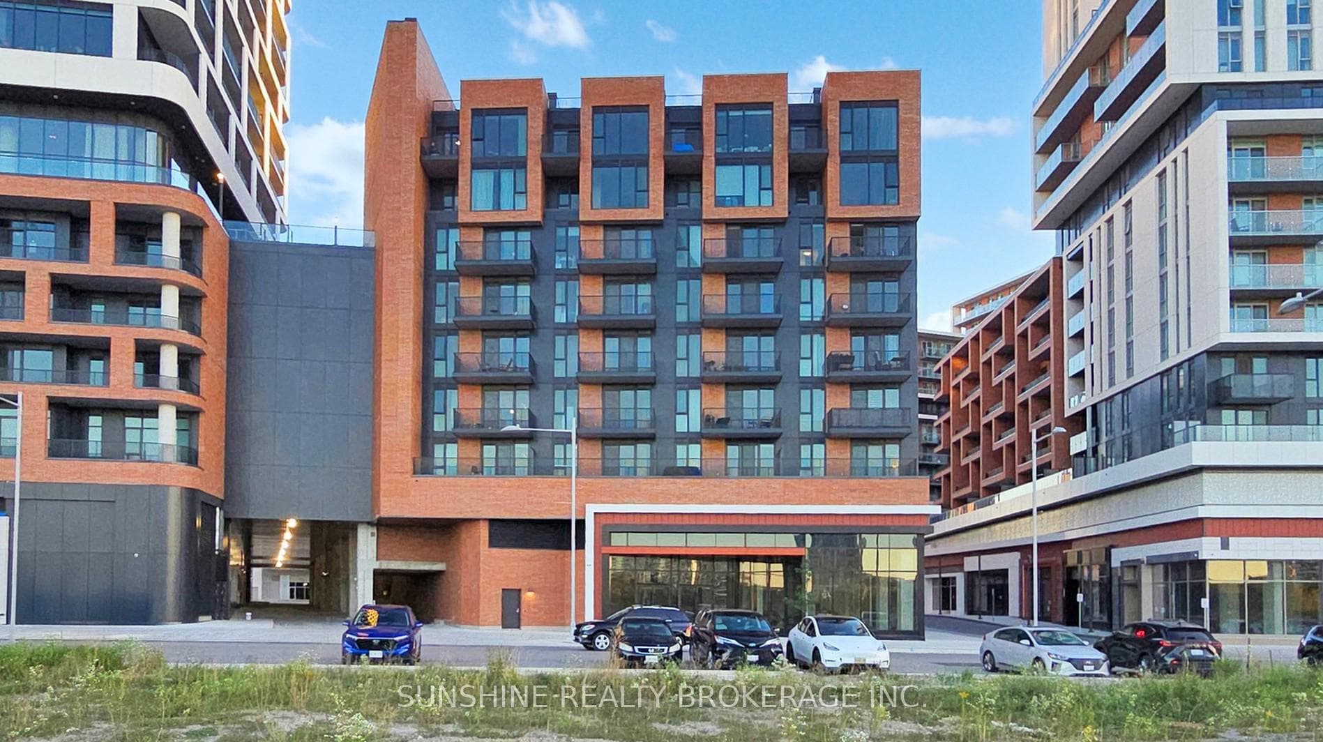 38 Simcoe Promenade N/A Unit 311
