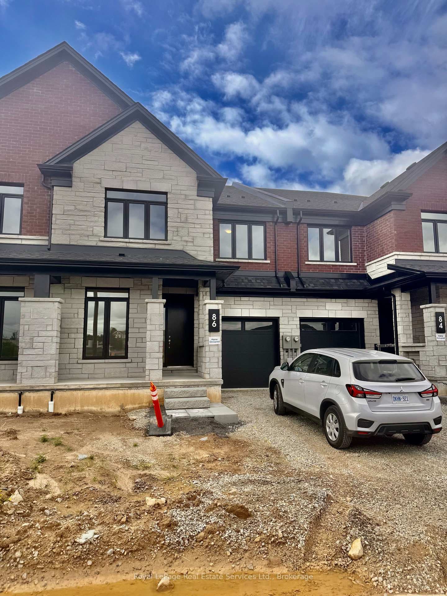 86 Valley Trail Place