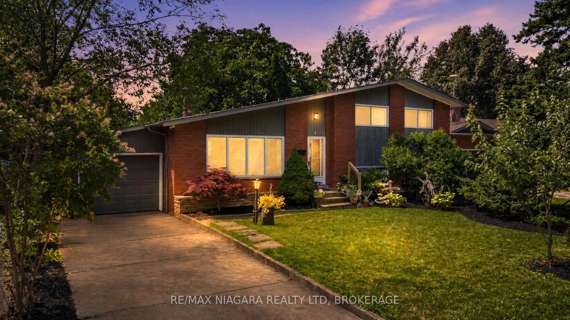 8 Cullen Drive