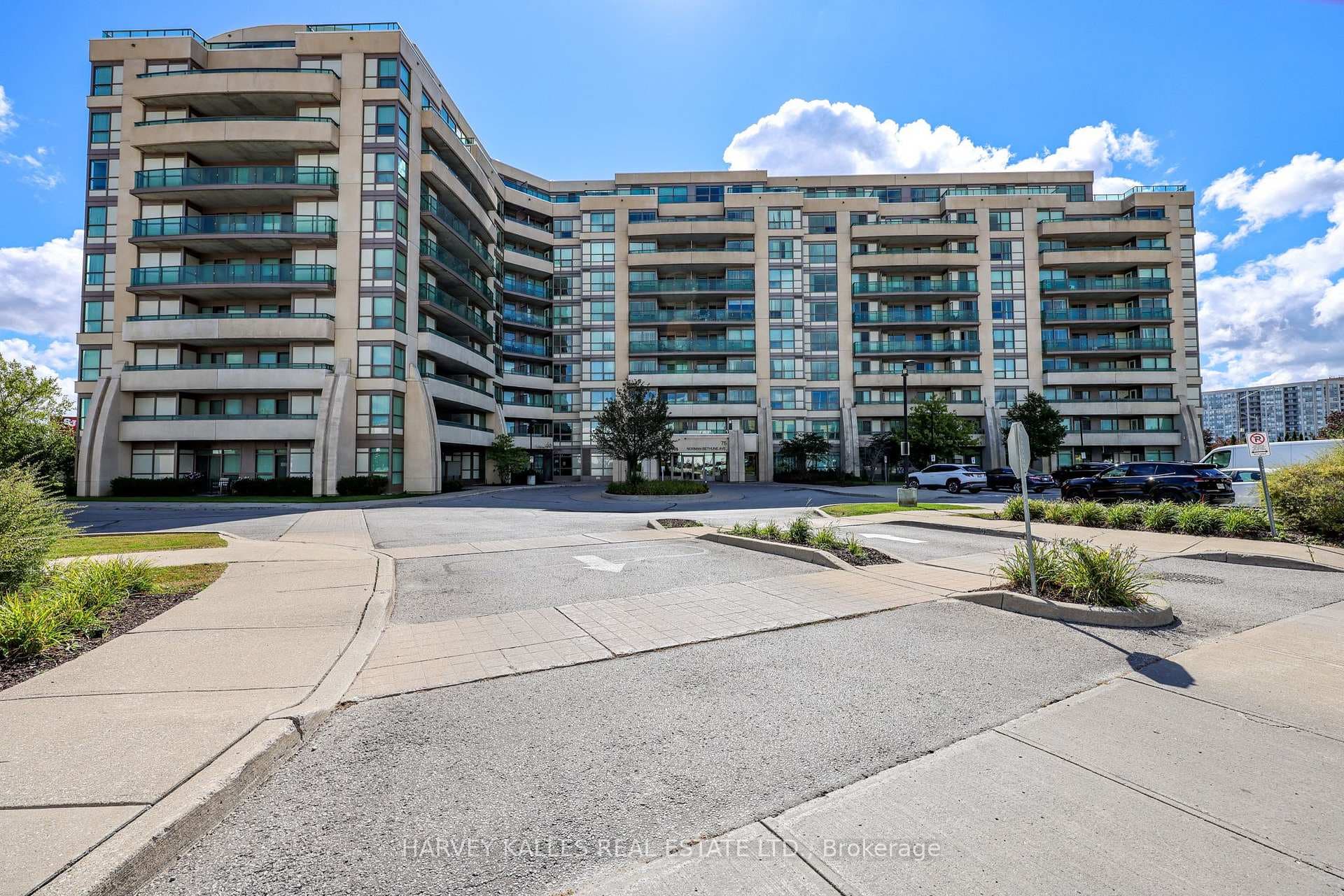 75 Norman Bethune Avenue Unit 317