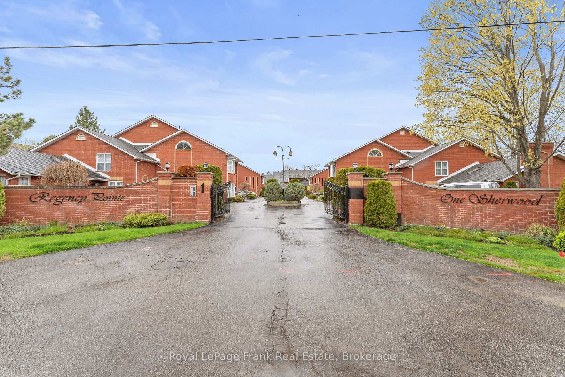 1 Sherwood Street Unit 403