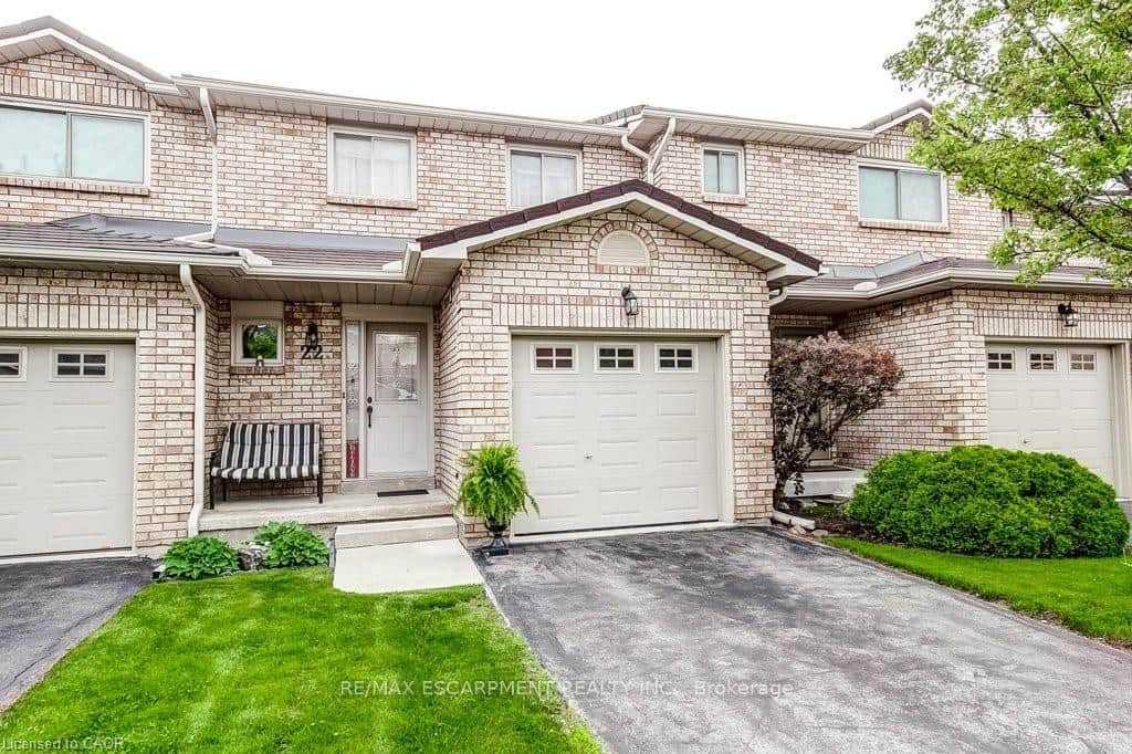 391 STONE CHURCH Road Unit 22