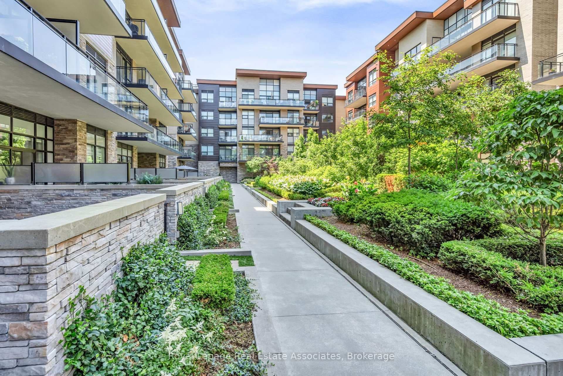 1575 Lakeshore Road Unit GR26