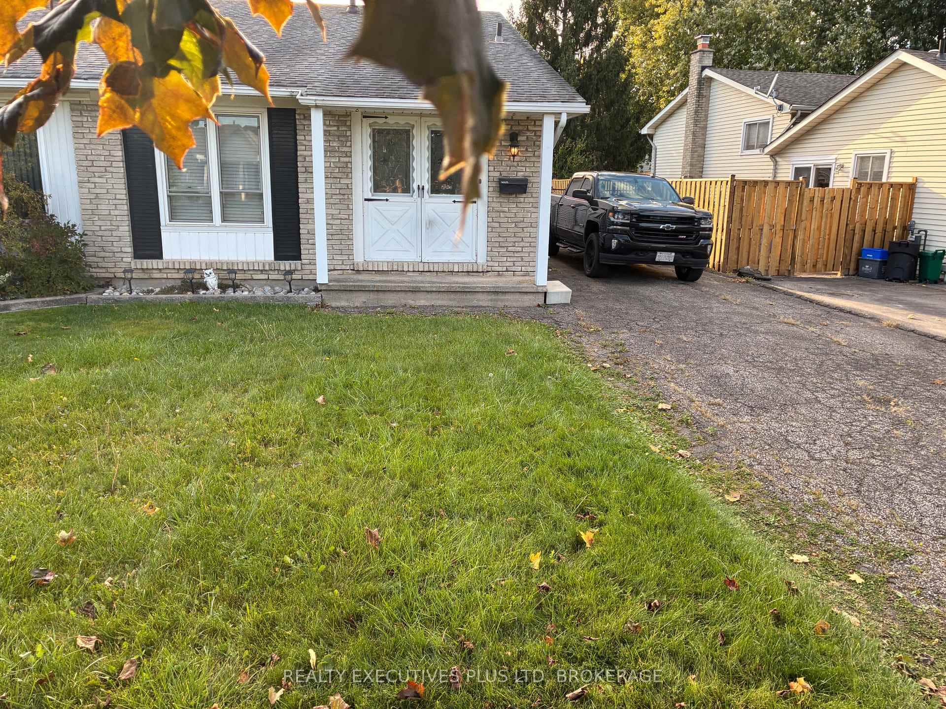 94 Carriage Road